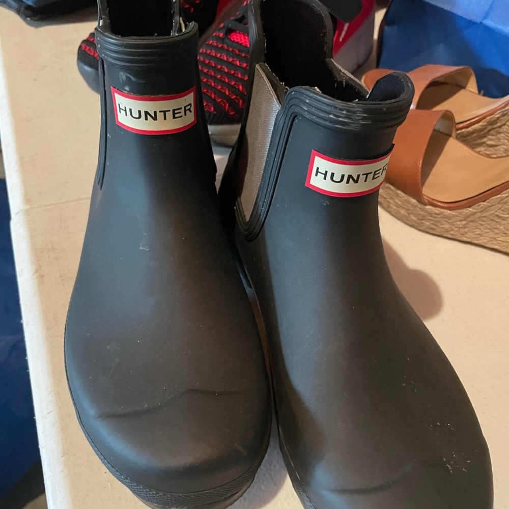 Black short Hunter boots